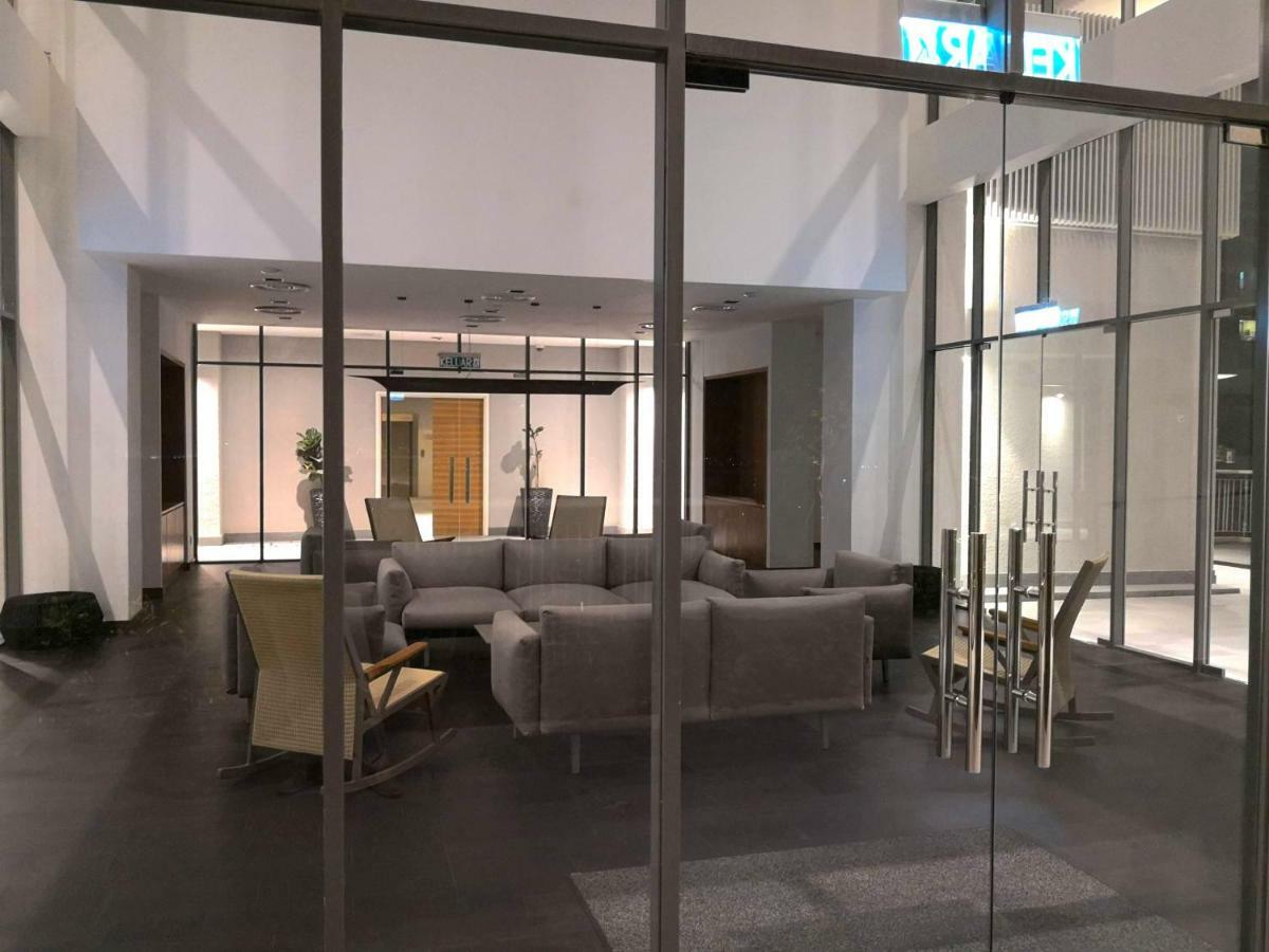 Teega Suites @ Ph ヌサジャヤ エクステリア 写真