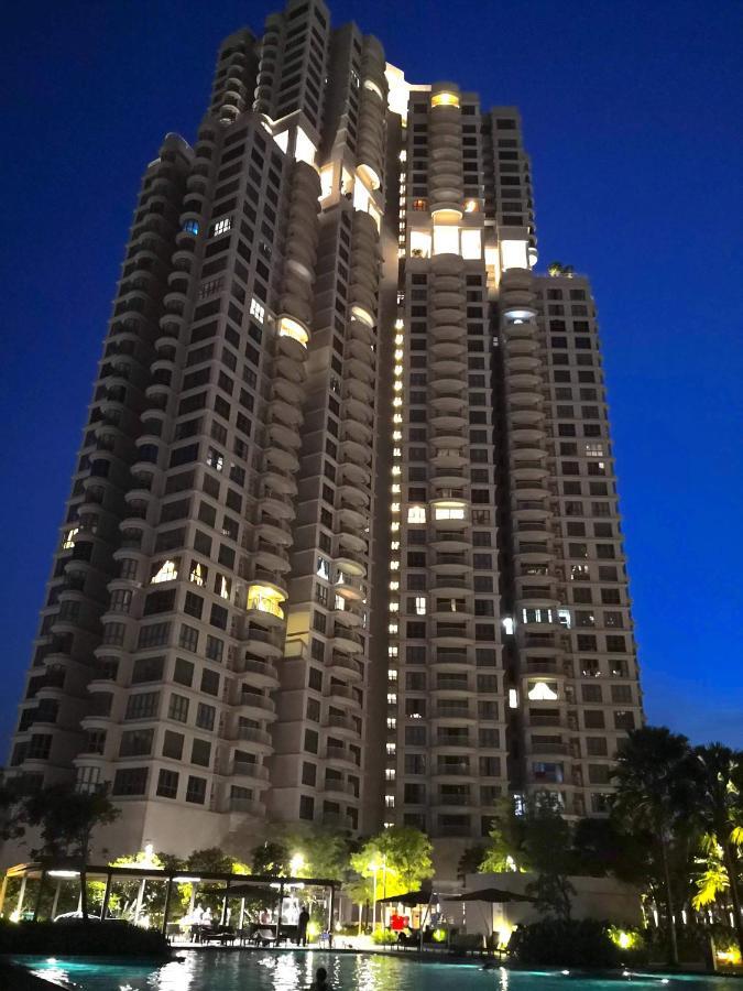 Teega Suites @ Ph ヌサジャヤ エクステリア 写真